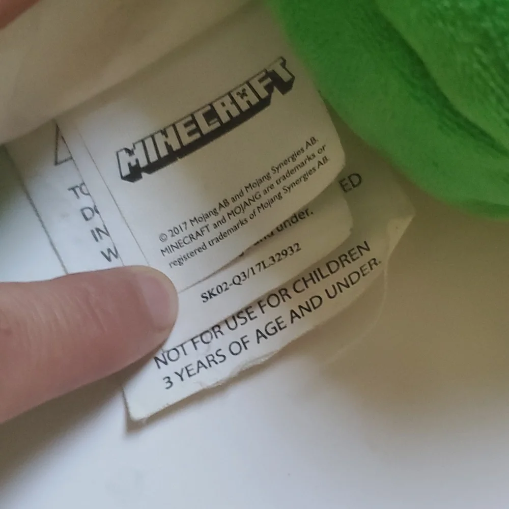 Minecraft Creeper Green/Black Plush Bed Pillow-OS